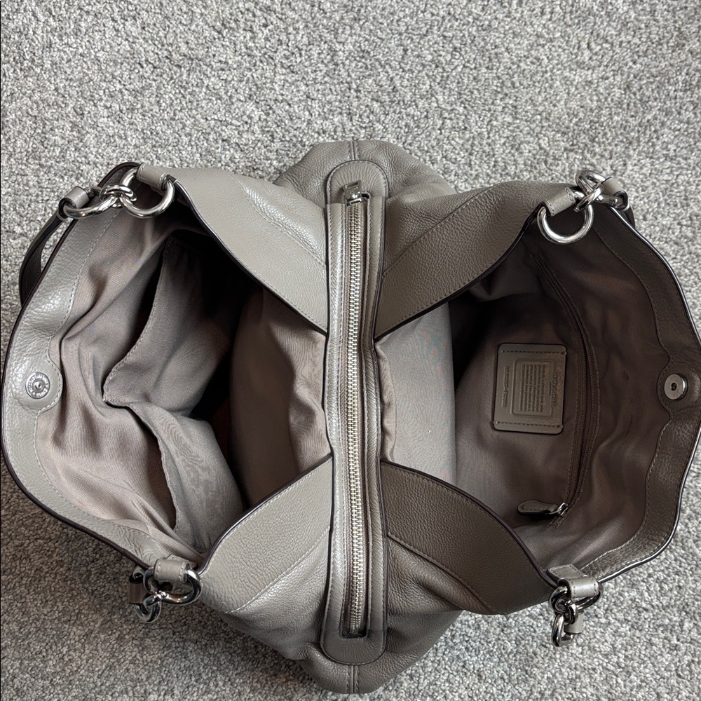 COACH Lexy Fog (Gray) Pebble Leather 3 Compartment Shoulder Bag #F27593 - Picture 5 of 16